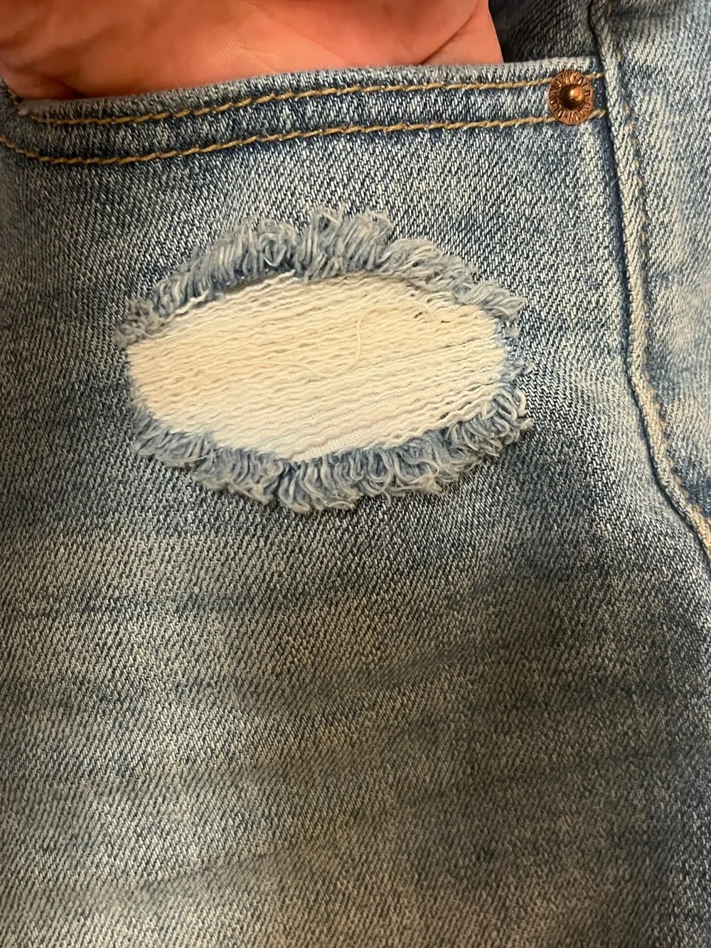 Old Navy Women's Medium Blue Distressed Denim Cutoff Shorts size 4 high rise